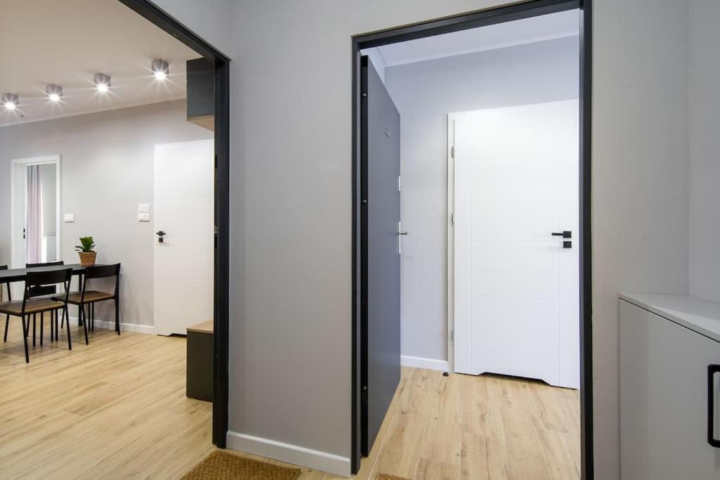 Ferienwohnung High Standard Garden Oasis Krakau Exterior foto